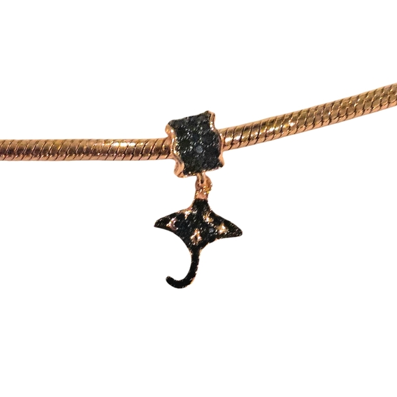 🎆Rose Gold & Black Sting Ray Ocean Dangle Bracelet Charm - Picture 5 of 11